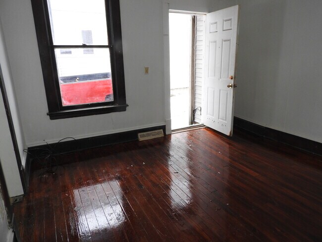 Foto del edificio - 310 Gold Ave NW