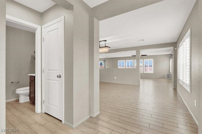 Building Photo - 7858 Trappers Ridge Ave