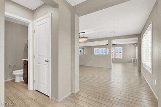 Building Photo - 7858 Trappers Ridge Ave