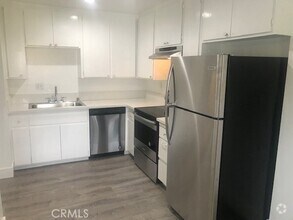 Building Photo - 2155 Canyon Dr