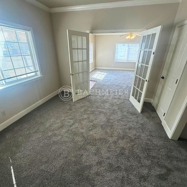 Building Photo - 9th St Duplex