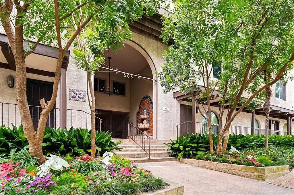 Foto principal - 505 W 7th St