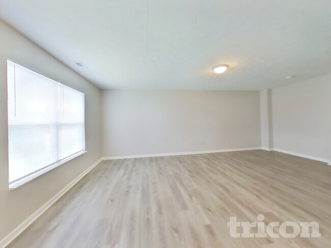 Foto del edificio - 949 Knox Dr