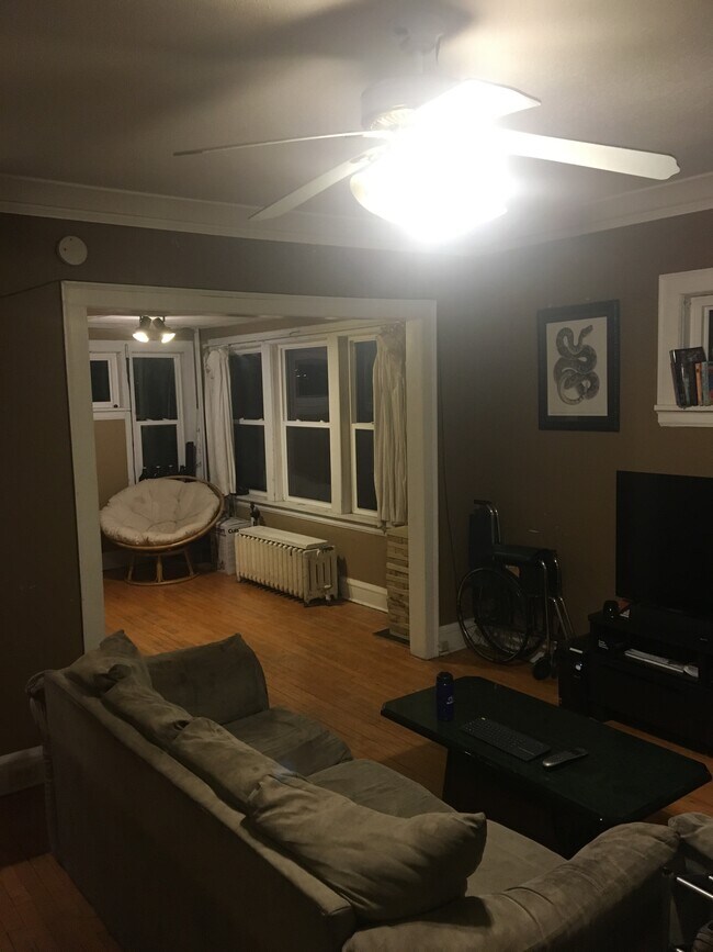 Foto del edificio - 1916 East 6th Street