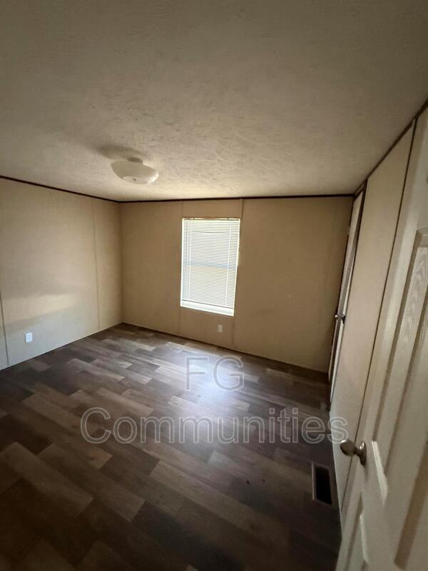 Foto del edificio - 3160 Dunn St