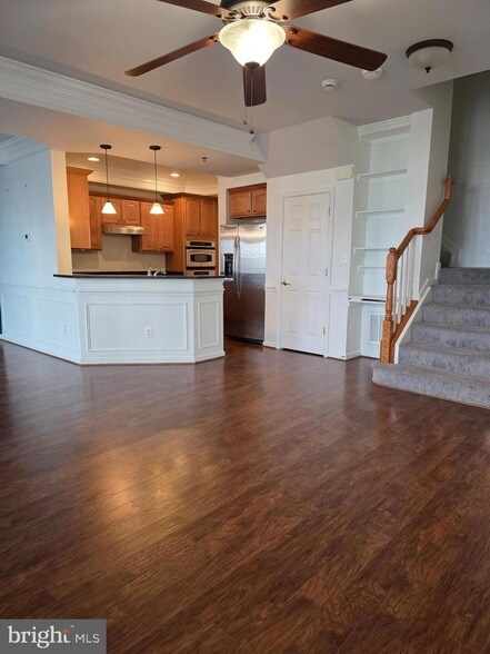Foto del edificio - 3542 Huntley Manor Ln