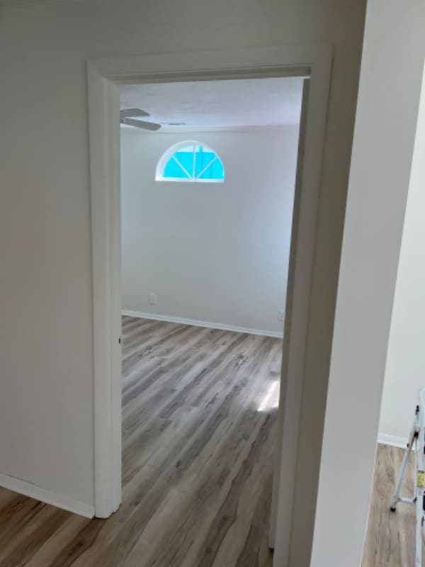 Building Photo - 202 Laureno Pl
