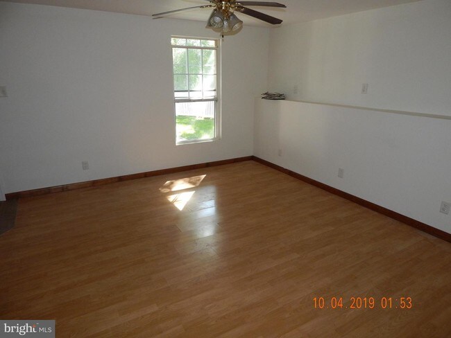 Building Photo - 42 Wagon Wheel Dr