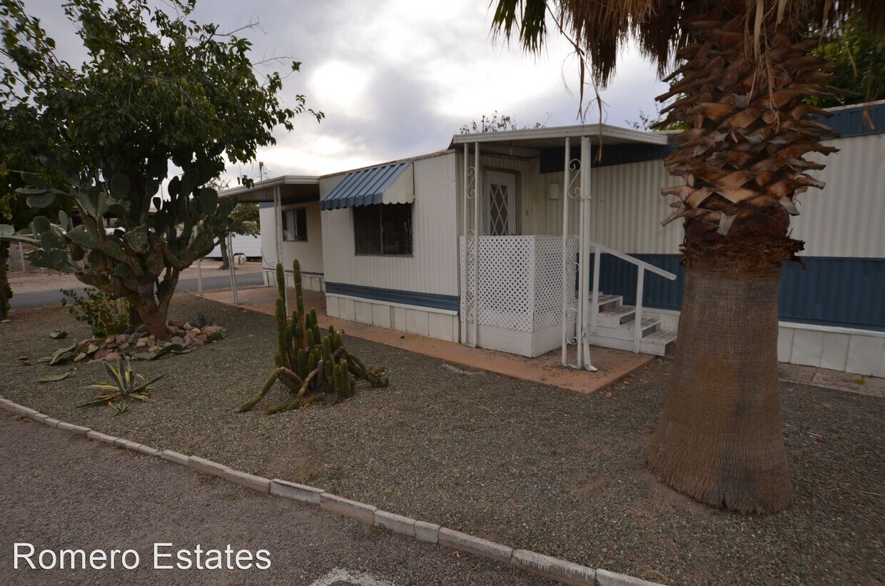 Primary Photo - 3000 N ROMERO RD