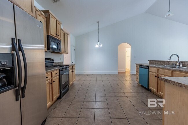 Building Photo - 101 Normandy St