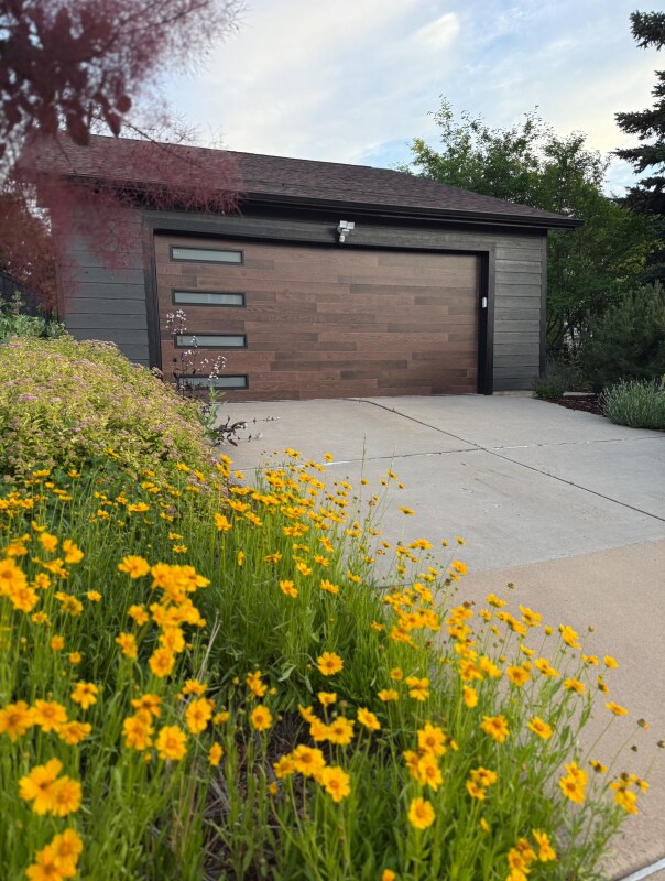 Foto del edificio - 226 Lois Cir