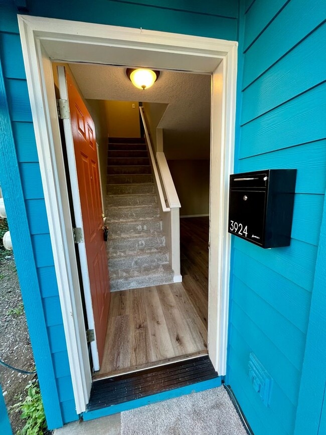 3924 &amp; 3920 SE Gladstone St - 3924 &amp; 3920 SE Gladstone St Apartment