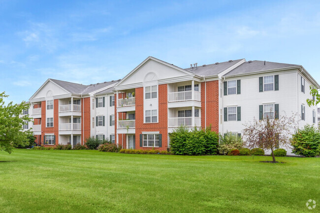 Building Photo - Evergreen Farms