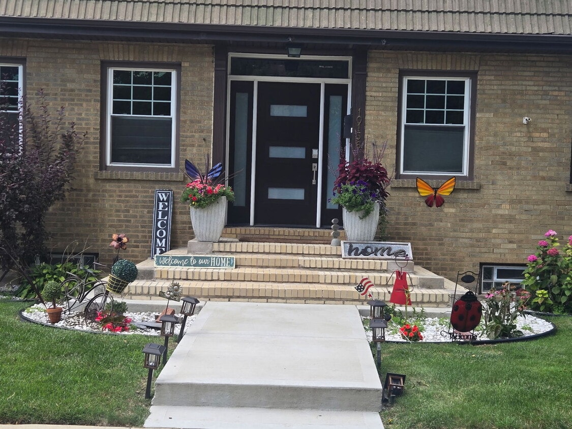 Foto del edificio - 10156 S Hoyne Ave