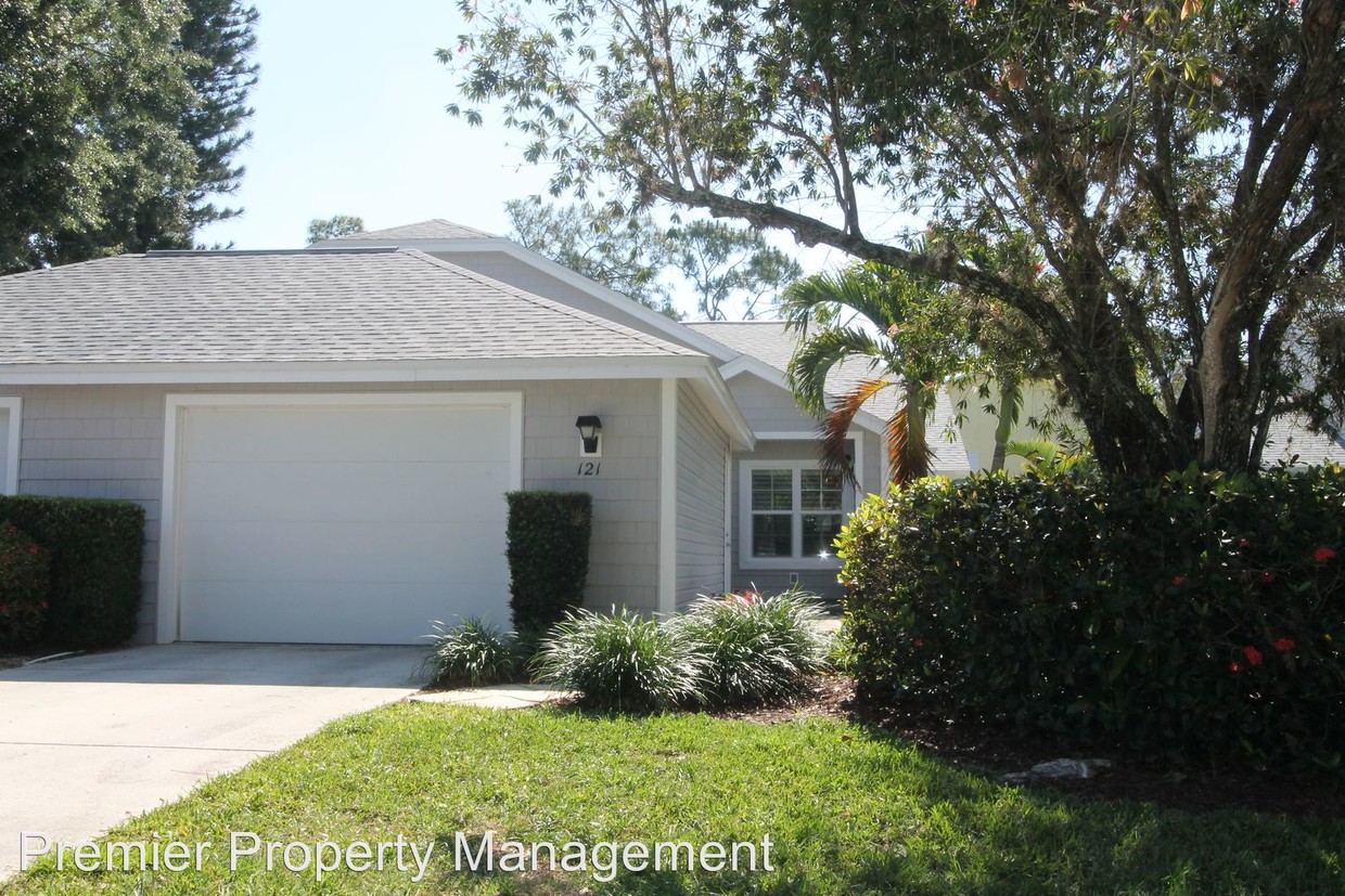 Primary Photo - 121 Bristol Ln