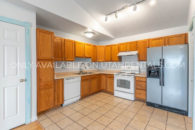 Foto del edificio - 8061 Copperfield Pl
