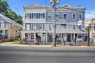 Building Photo - 127 Main St