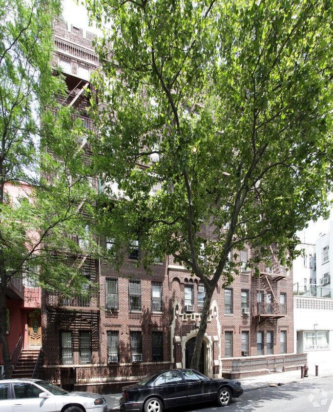 Foto del edificio - 145 Hooper St