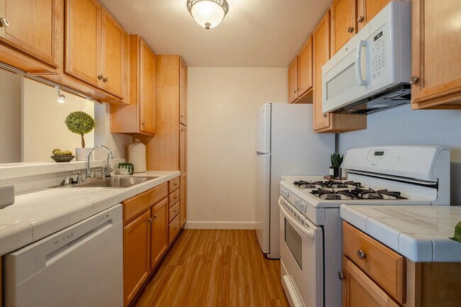Foto del edificio - 365 Burchett St