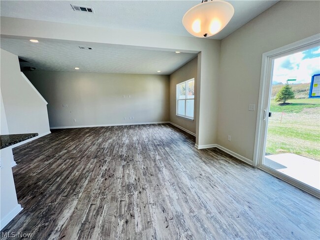 Building Photo - 3468 Magnolia Ln