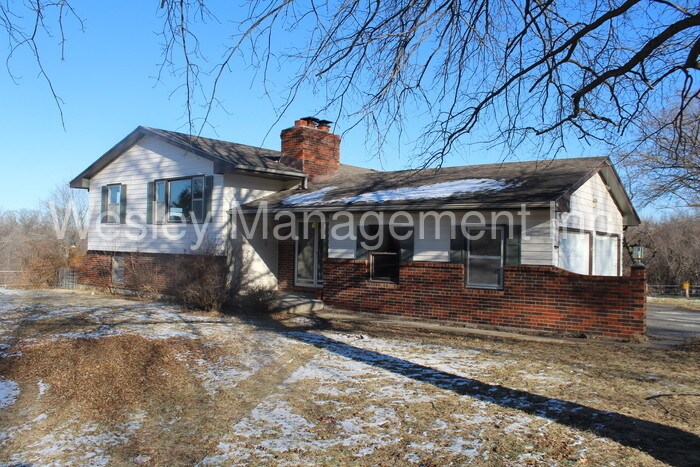 Primary Photo - 14705 Red Rock Dr
