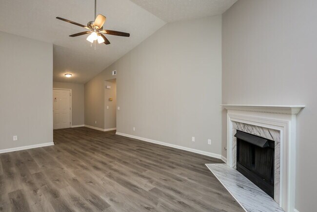 Building Photo - 267 Rockingham Dr