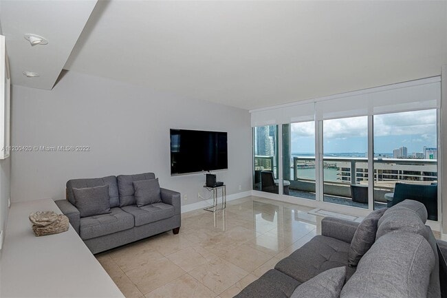 Building Photo - 1717 N Bayshore Dr