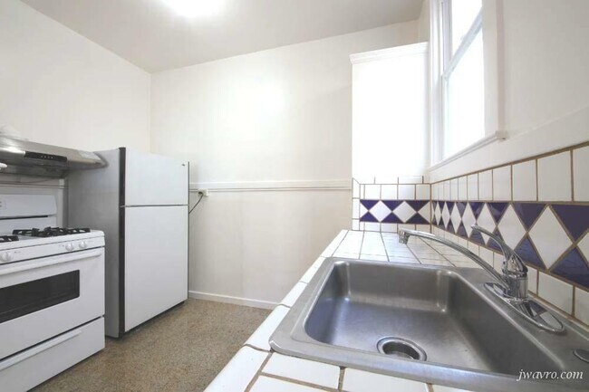 Foto del edificio - 1565 Green St