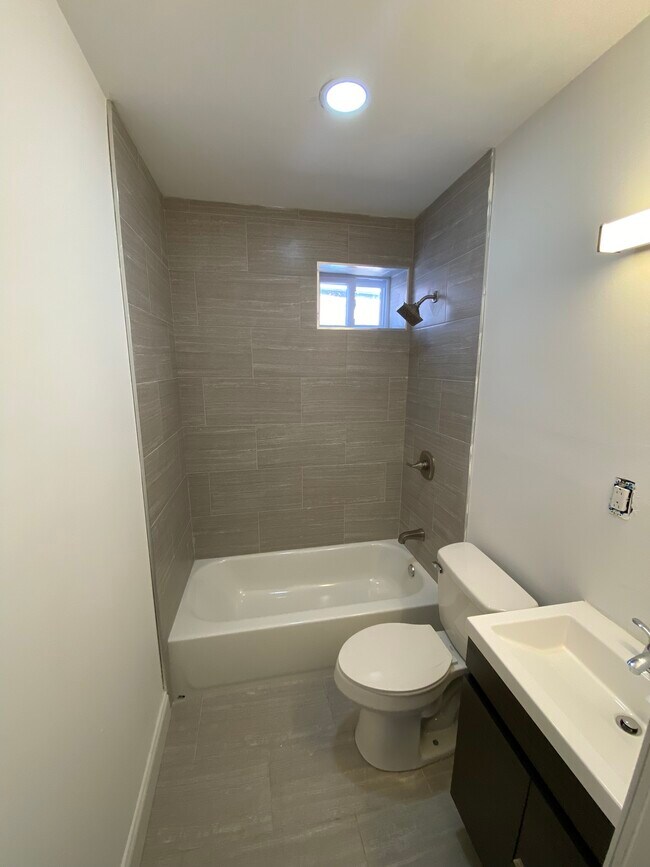 Foto del edificio - 57 N Yewdall St