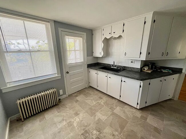 Foto del edificio - 13 Pennacook St