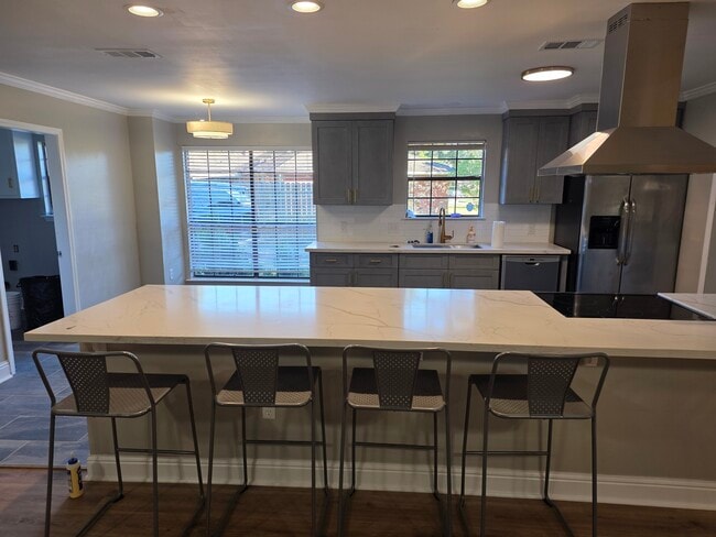 Photo - 12233 Park Lawn Ave House