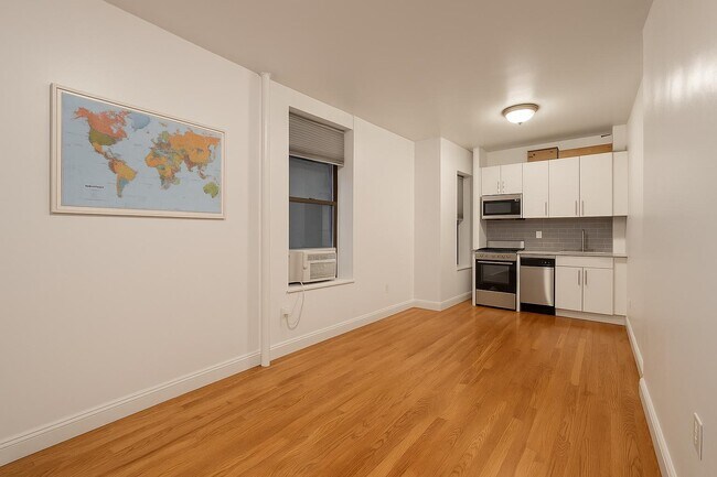 Foto del edificio - 29 W 12th St