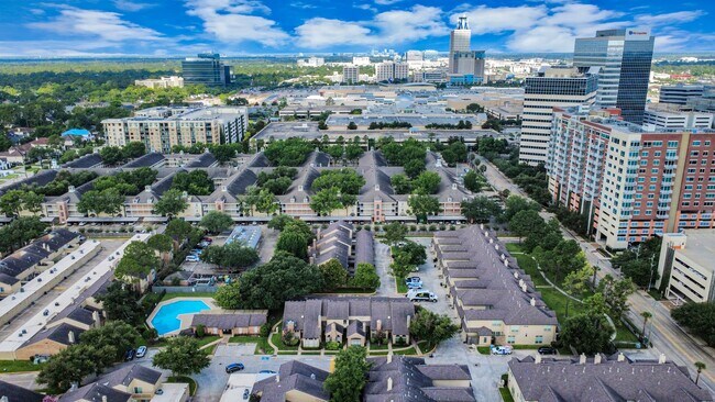 Foto del edificio - 1022 Memorial Village Dr
