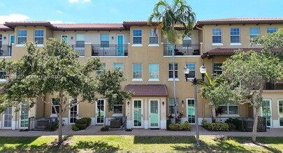 Building Photo - 964 SW 147th Ave