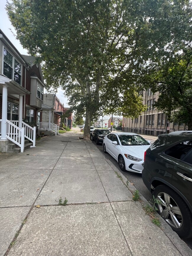 Building Photo - 763 N 44th St