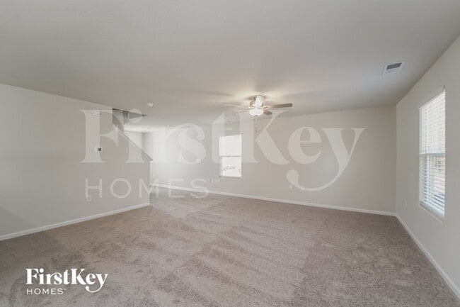 Foto del edificio - 5221 Wolfridge Ave