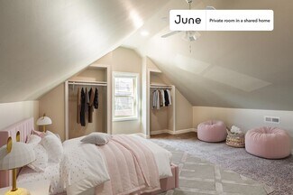 Building Photo - Room in Shared 5 bed/2 bath home