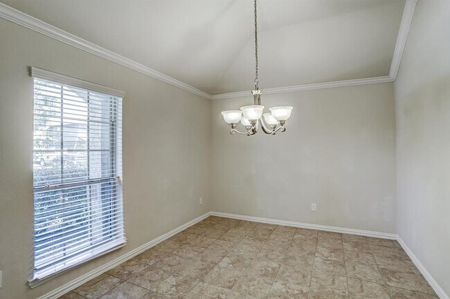 Building Photo - 24131 McKinzie Ridge Dr
