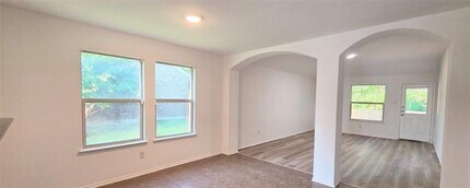 Building Photo - 3320 Dumas Dr