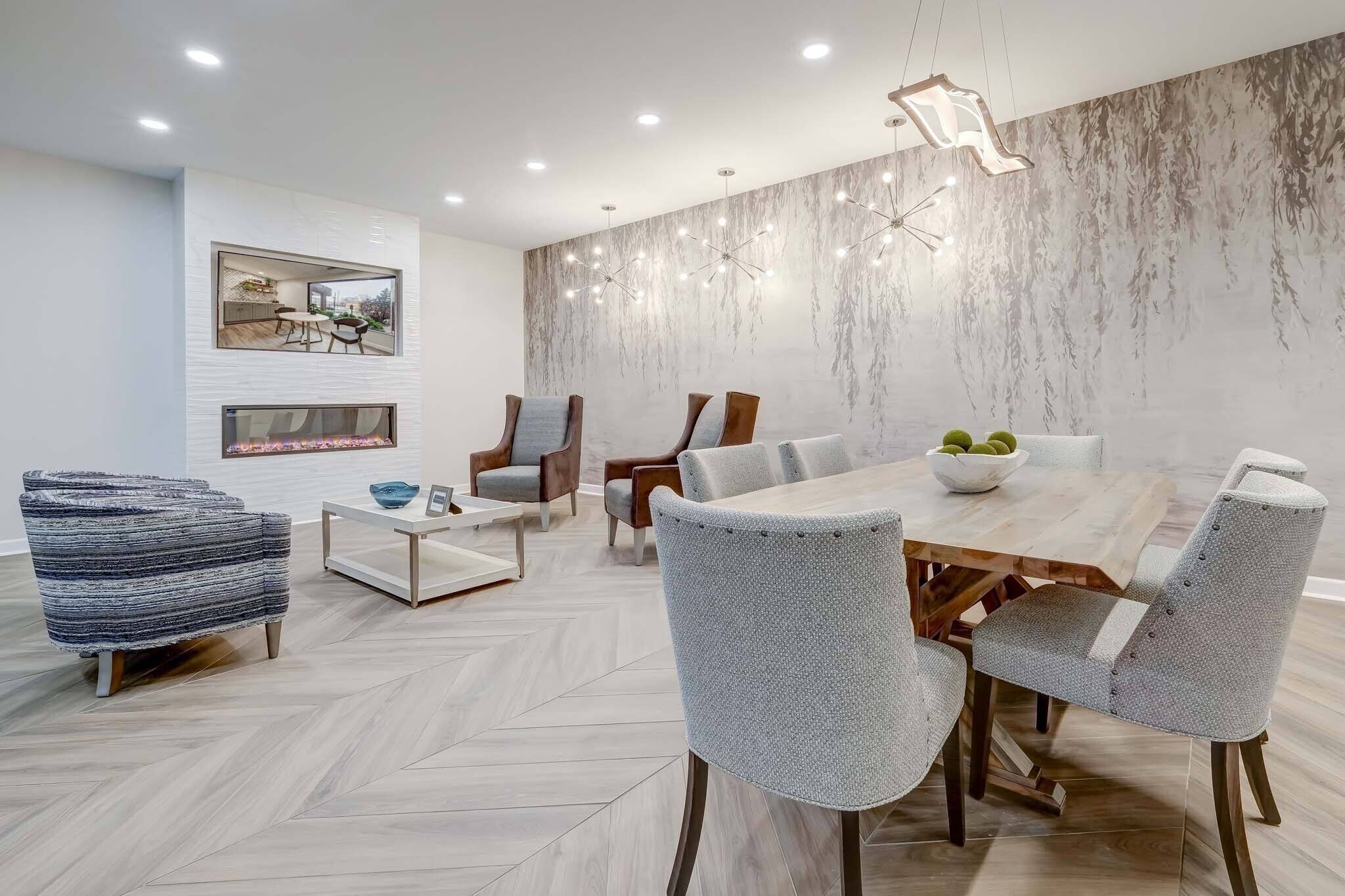 Castlewood Apartments – photo 1