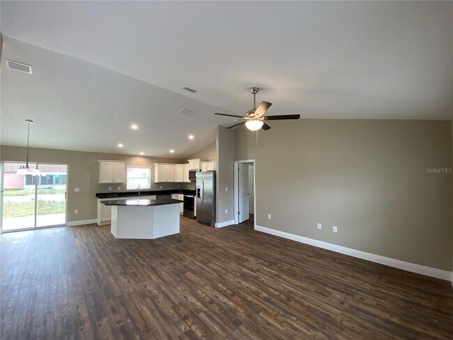 Foto del edificio - 4764 SW 139th Ln