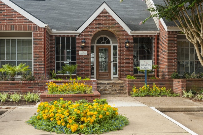 West Oaks Landing Apartments Houston, TX