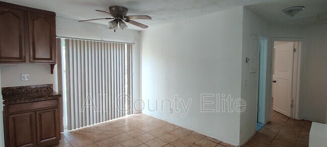 Building Photo - 1630 AC Evans St