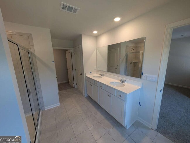 Building Photo - 2465 Poppy Ct