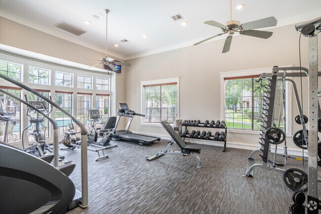Gimnasio - Edgewater Apartments