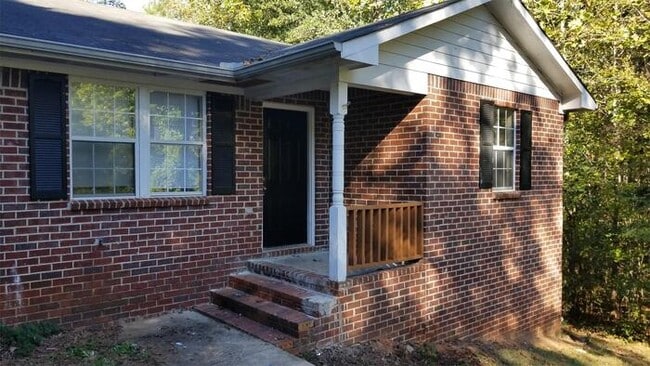 Building Photo - 210 Big Oak Cir
