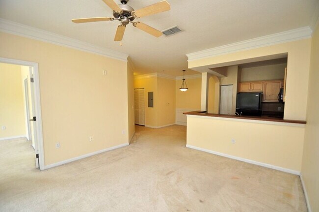 Photo - 12861 Madison Pointe Cir Apartment