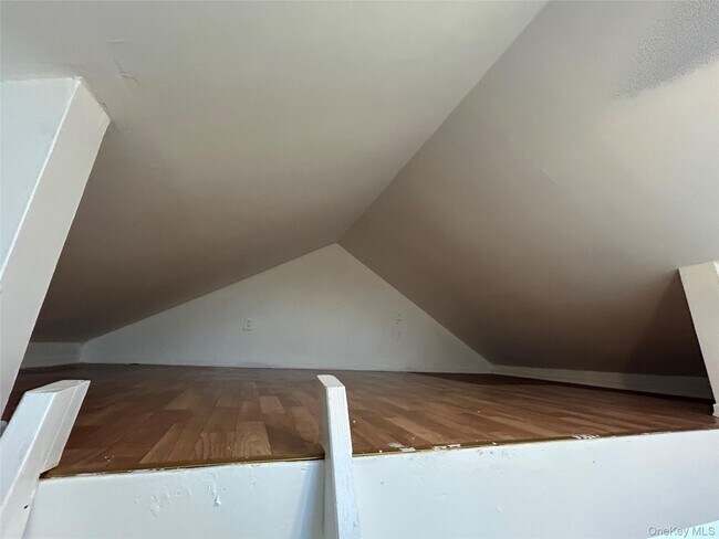 Foto del edificio - 175 Beach 109th St