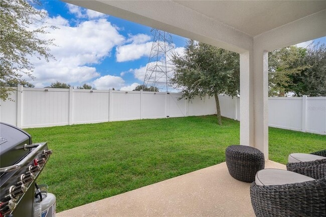 Foto del edificio - 2022 Redbay Ave