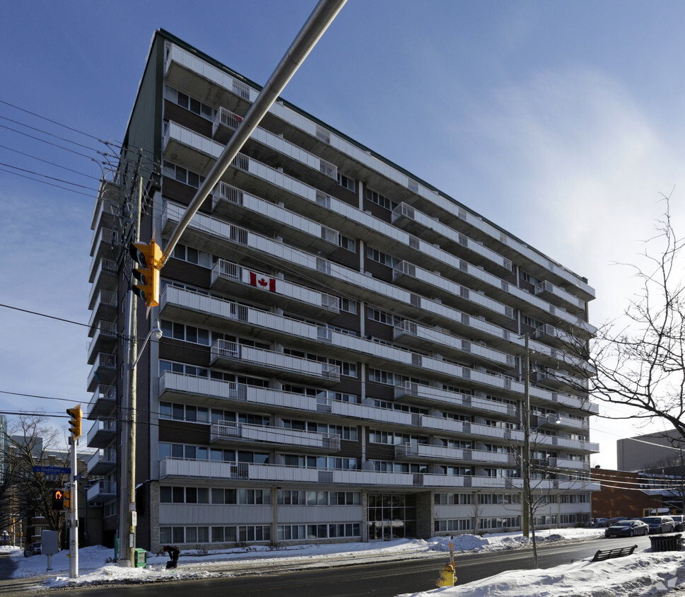 Primary Photo - Elphin Apartments